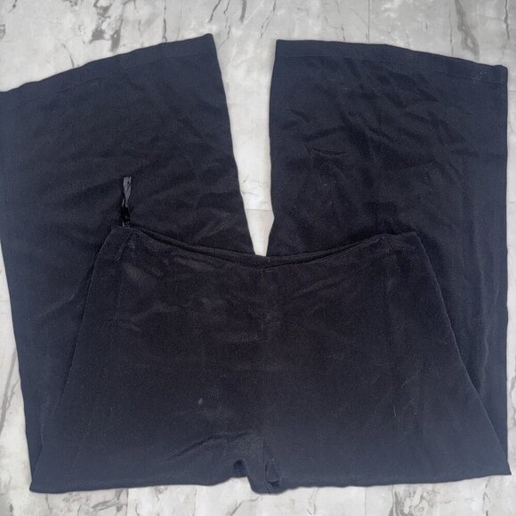 Eileen Fisher  Rayon Cropped Black Pant Size Medium - Picture 1 of 5